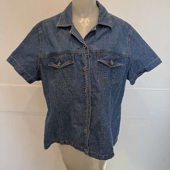 bill blass Tops - Vtg 90's Bill Blass Denim Button Down Shirt Women Size L Cotton Cottagecore